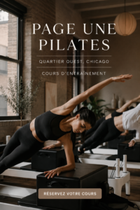 Séance de Pilates en groupe au West Loop, Chicago, avec des participantes en pleine concentration.