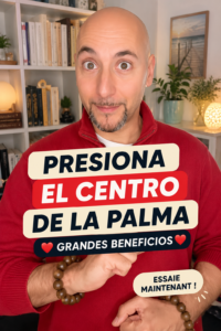 Femme réalisant un massage apaisant de ses paumes pour le bien-être